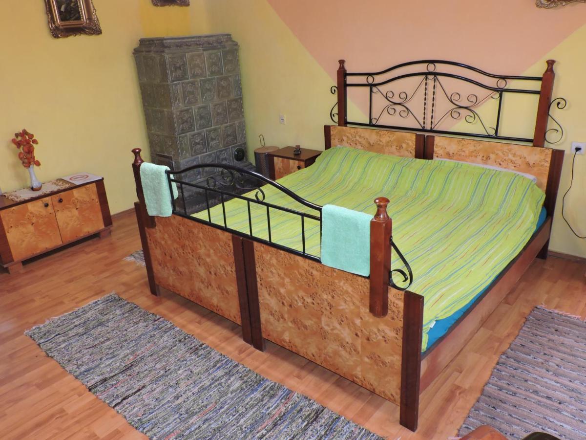 Liza Panzio Bed & Breakfast Mali Idos Bagian luar foto